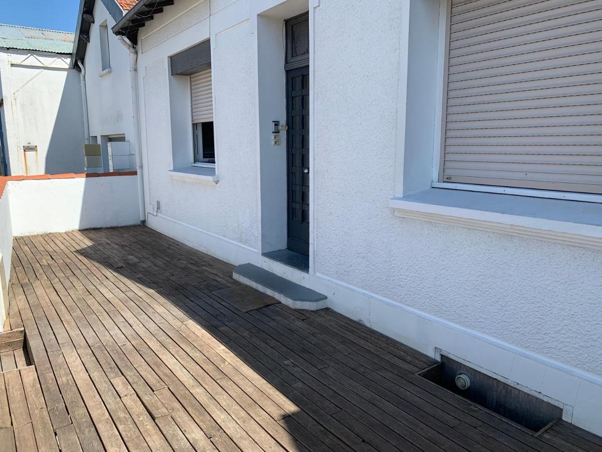 Appartement Tout Confort En Mezzanine A 20Mn A Pied Du Centre-Ville Avec Tv Et Wifi Ла-Рошель Экстерьер фото